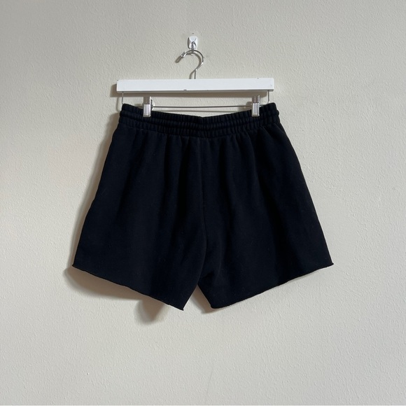 TNA Cozy Sweatfleece Boyfriend Fit Short - Picture 3 of 3